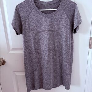 Lululemon swiftly tech 2.0 short sleeve hip length